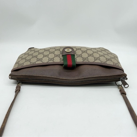 Auth GUCCI GG Supreme Sherry Line
PVC Leather Shoulder Bag 904.02.026 - Picture 4 of 16